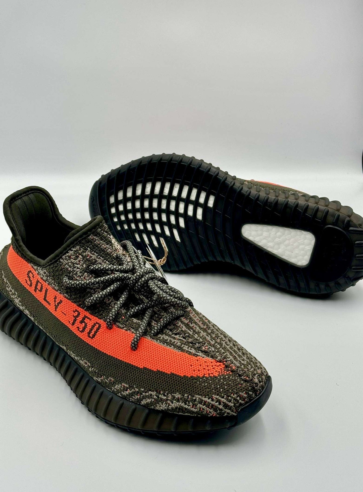Yeezy 350 Carbon Beluga